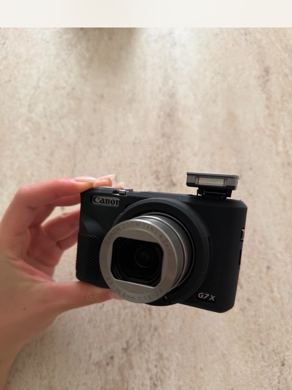 Canon G7 X Digital Camera in Black with Silver Lens
